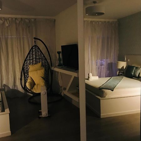Brandao House Vandrerhjem Caparica Eksteriør bilde