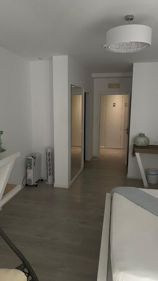Brandao House Vandrerhjem Caparica Eksteriør bilde