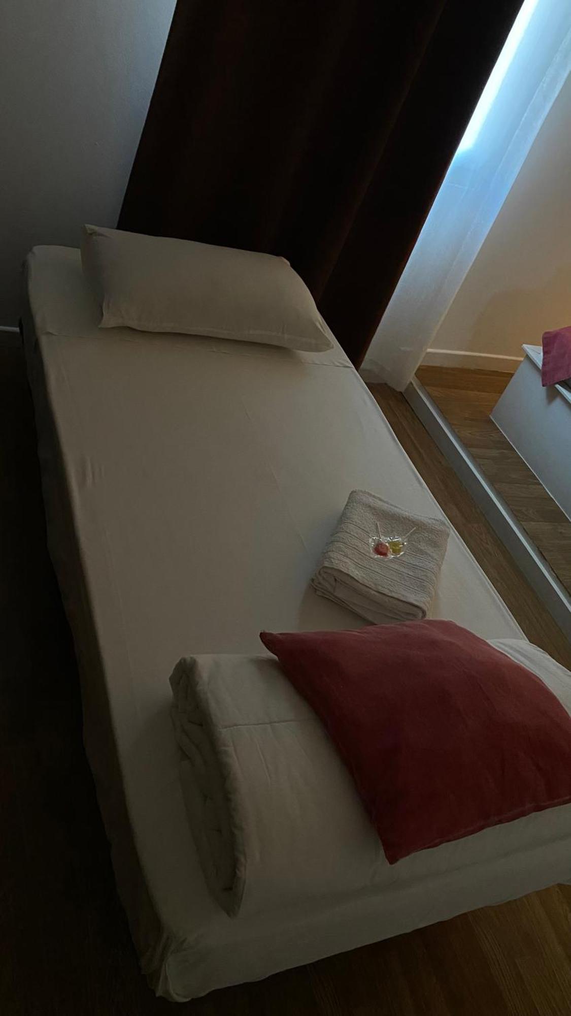 Brandao House Vandrerhjem Caparica Eksteriør bilde